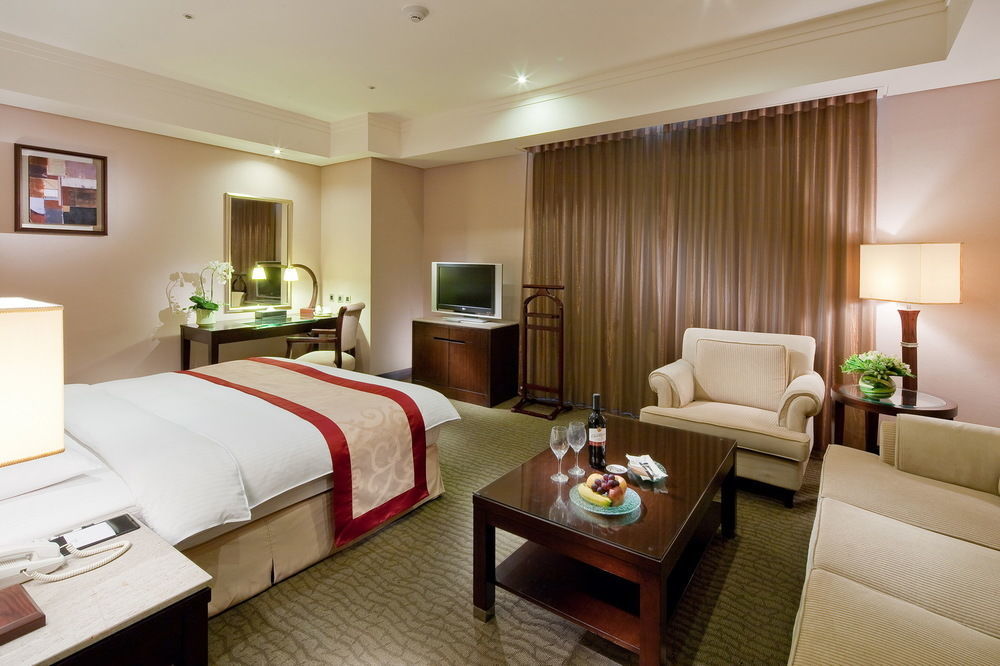 Queena Plaza Hotel Tainan Exterior foto